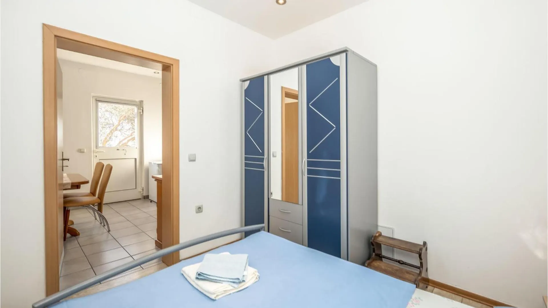 Awesome Home In Klenovica With House Sea View 0*,  クロアチア