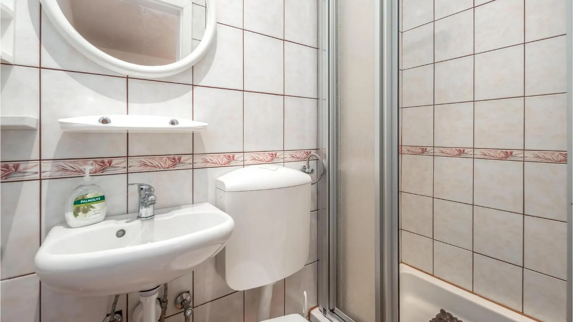 Awesome Home In Klenovica With House Sea View